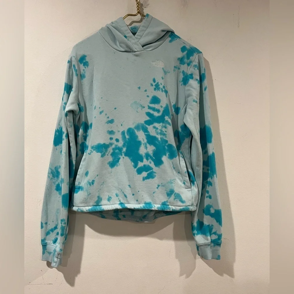 The North Face Girls blue tie dye long sleeve sweatshirt hoodie size XL